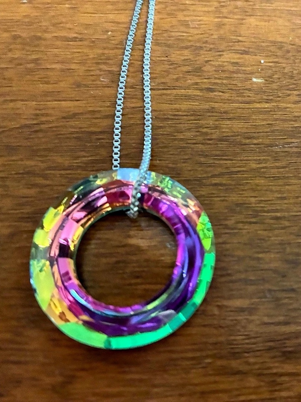 Multicolor Crystal Circle Pendant Necklace Like New